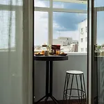Santos - Old - View - Balcony - Netflix Bucharest