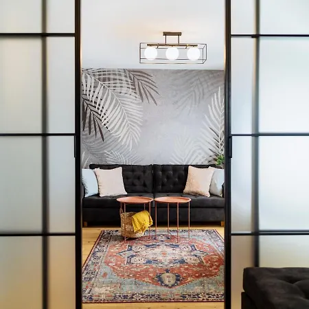 Santos - Old - View - Balcony - Netflix Apartment *