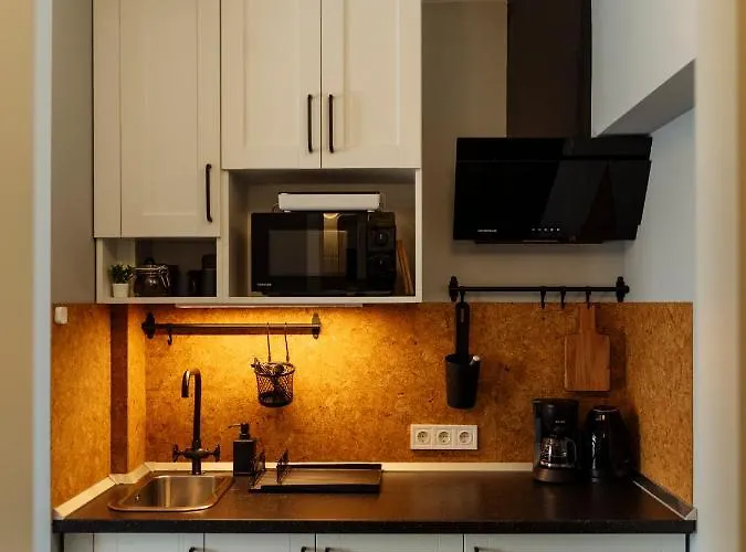 Santos - Old - View - Balcony - Netflix *