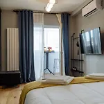 Santos - Old - View - Balcony - Netflix * Бухарест